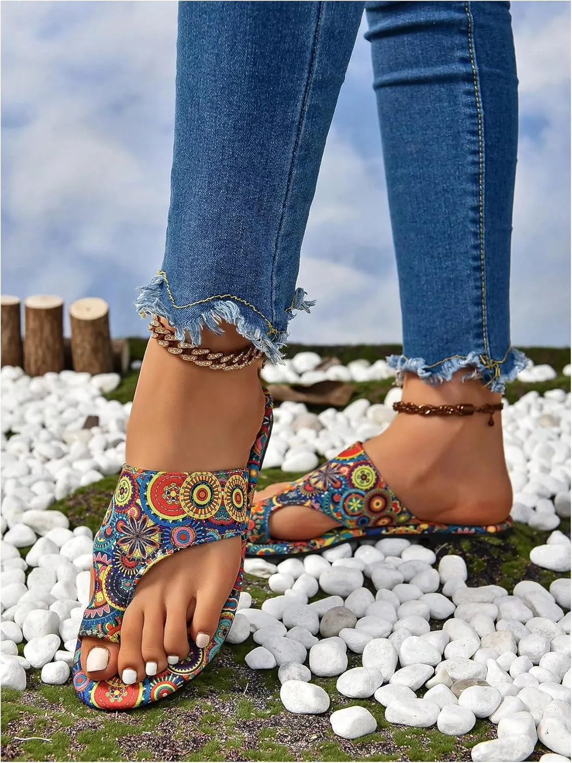 Floerns Women's Vacation Flat Sandals Toe Thong Slip on Bohemian Slides Sandal