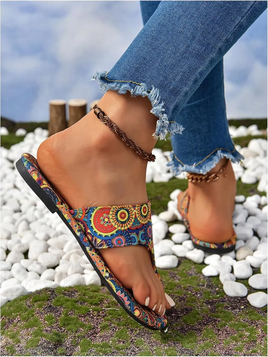 Floerns Women's Vacation Flat Sandals Toe Thong Slip on Bohemian Slides Sandal