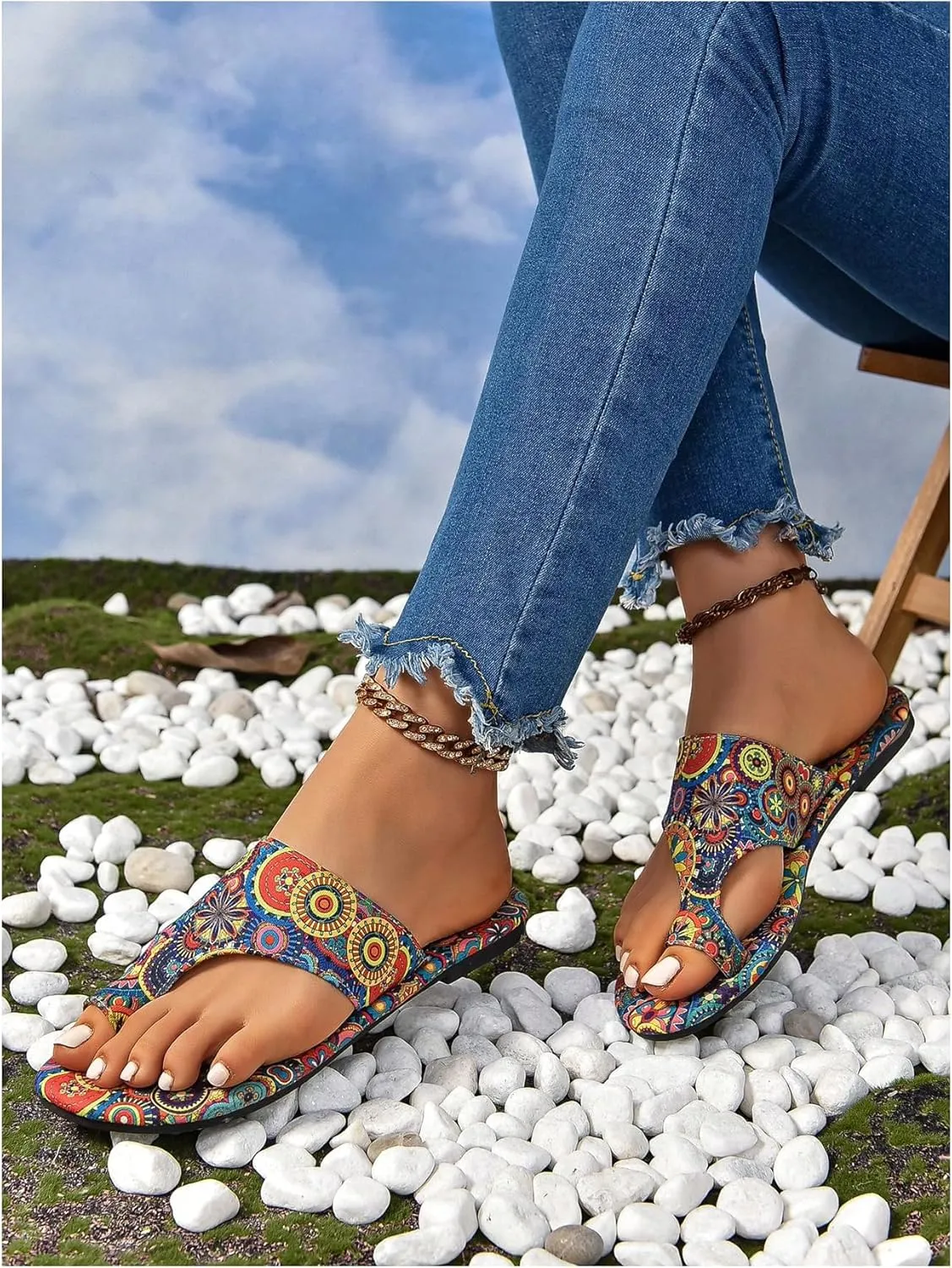 Floerns Women's Vacation Flat Sandals Toe Thong Slip on Bohemian Slides Sandal