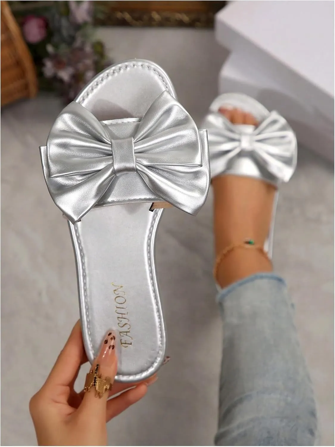 GORGLITTER Women's Bow Slide Sandals Flat Dressy Round Open Toe Slip on Summer Sandal