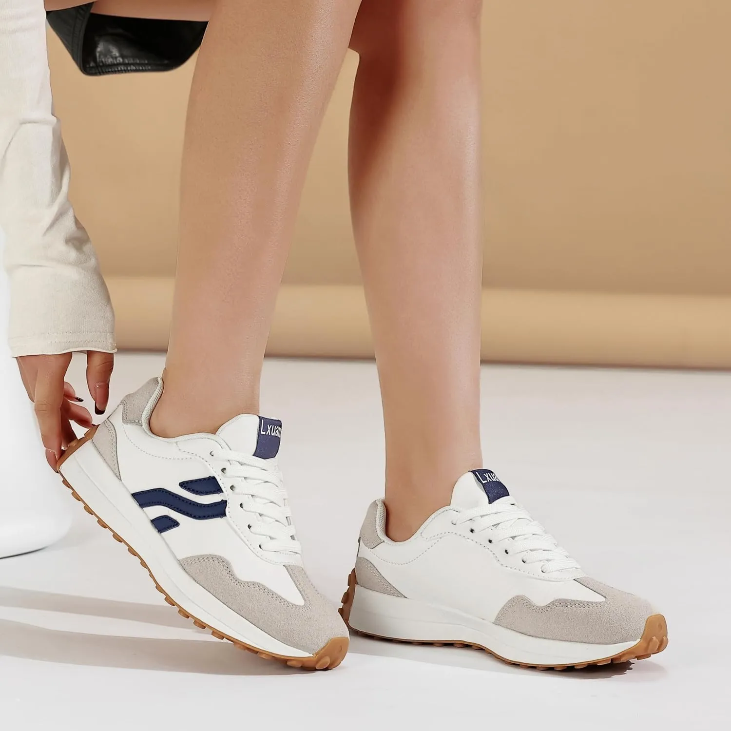 Ladies Retro Thick-Soled Casual Lightweight Sports Shoes - Classic Lace-up Anti-Slip Breathable Tennis Running Shoes