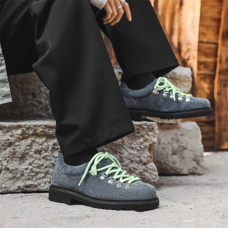 Le Vivre Canvas Shoe