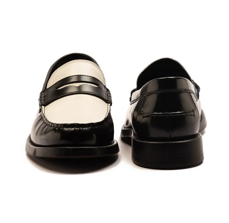 monro-black-white