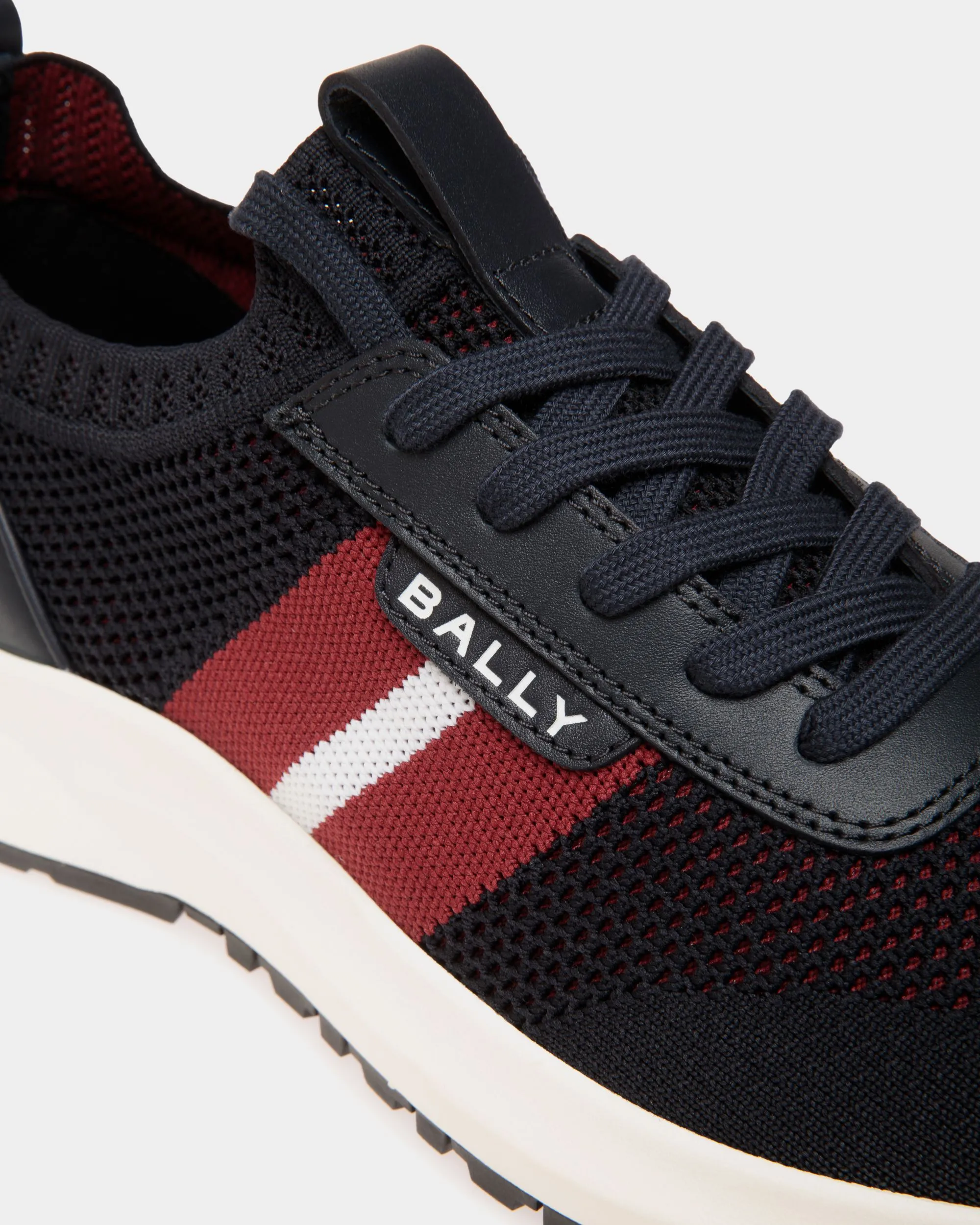 Outline Sneaker in Navy Blue Knit