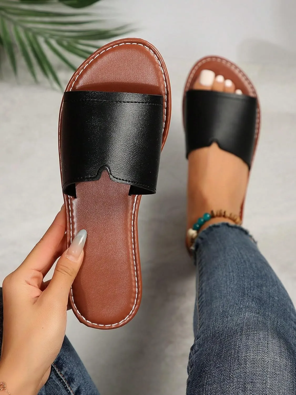 OYOANGLE Women's PU Leather Open Toe Flat Sandals Single Band Summer Casual Slip on Slides