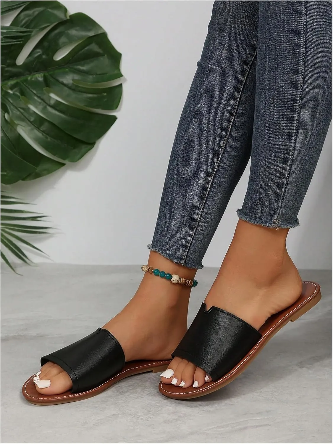 OYOANGLE Women's PU Leather Open Toe Flat Sandals Single Band Summer Casual Slip on Slides