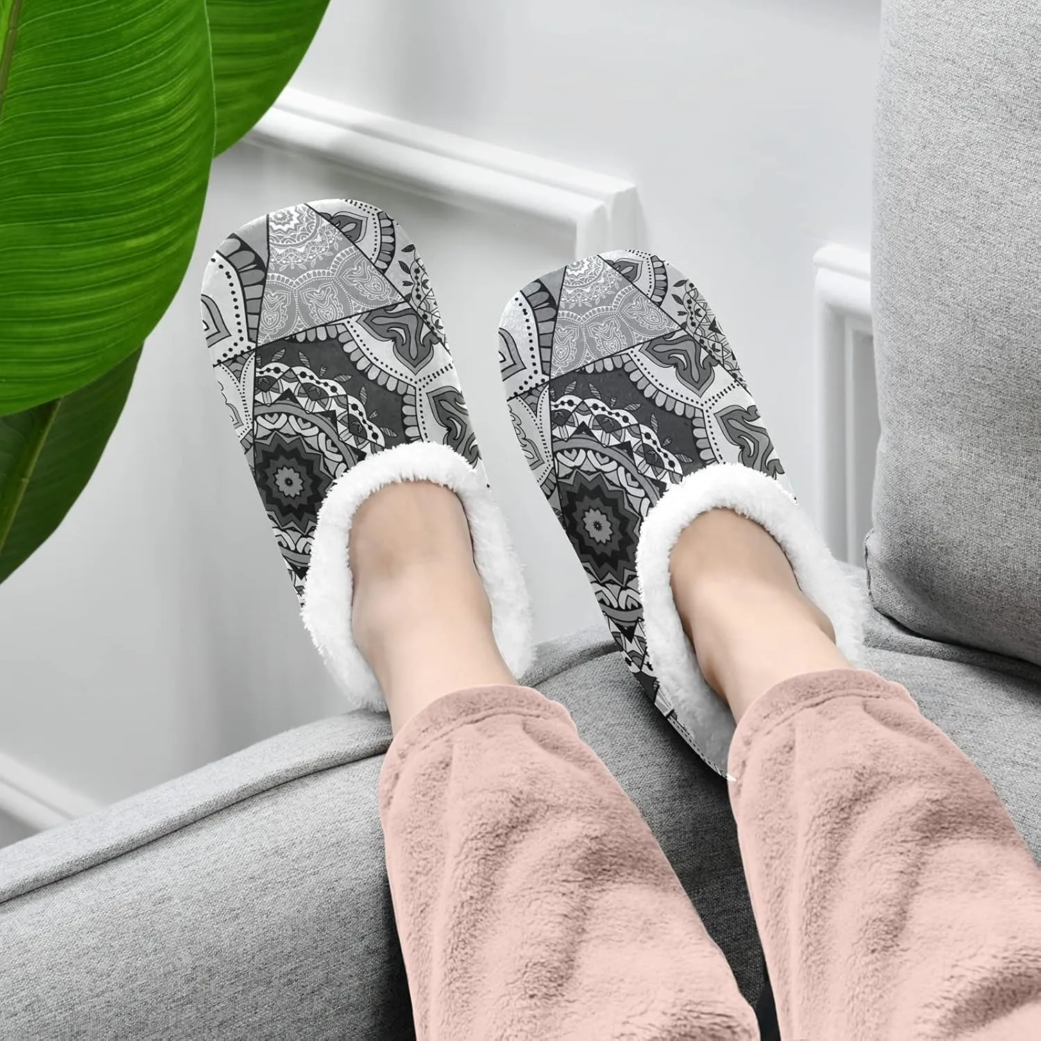 Poeticcity Unisex Fuzzy House Slippers, Warm Fur Lining Shoes, Non-Slip Memory Foam Slippers M-XXL