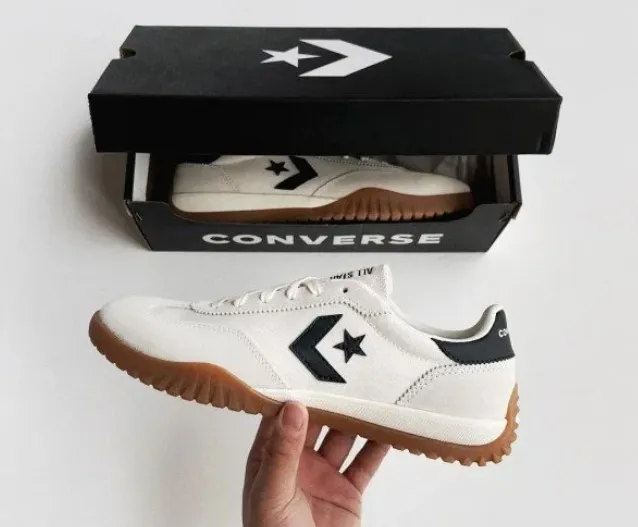 Run Converse Cost-efficient White Positive feedback Trainer Star