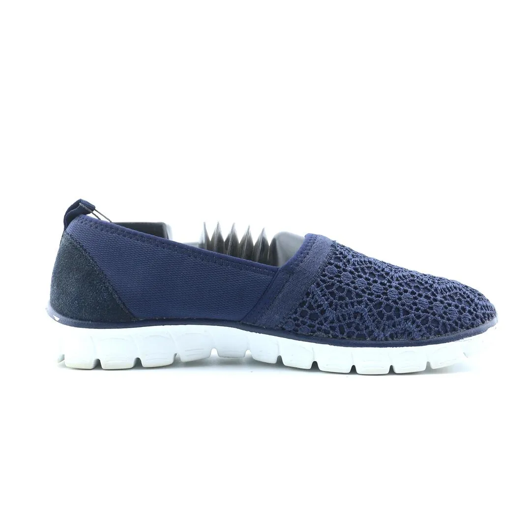 SKECHERS MEMORY FOAM