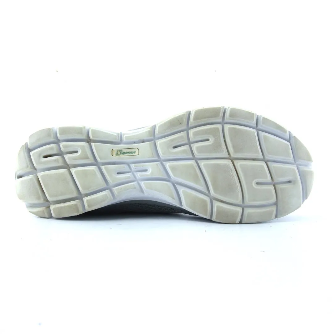 SKECHERS MEMORY FOAM