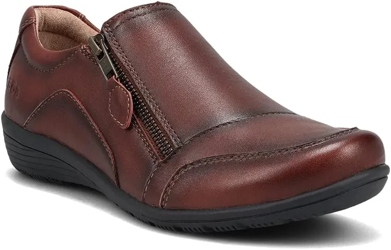 Taos Footwear Women's Character Flat