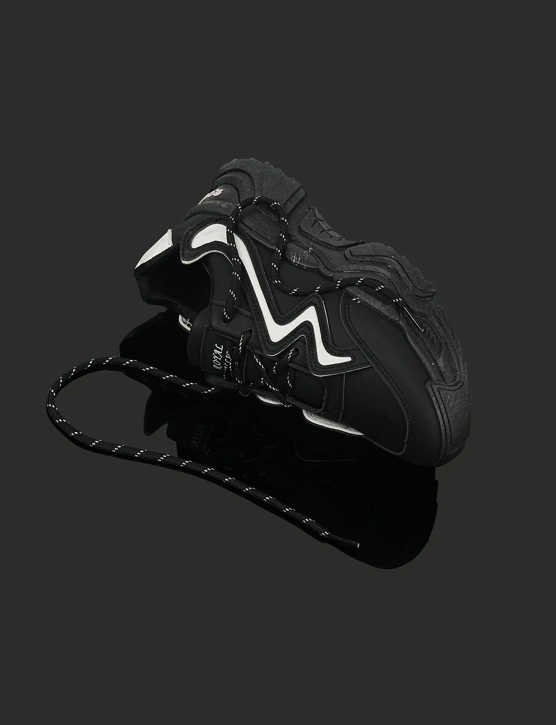 Women high sole chunky sneakers