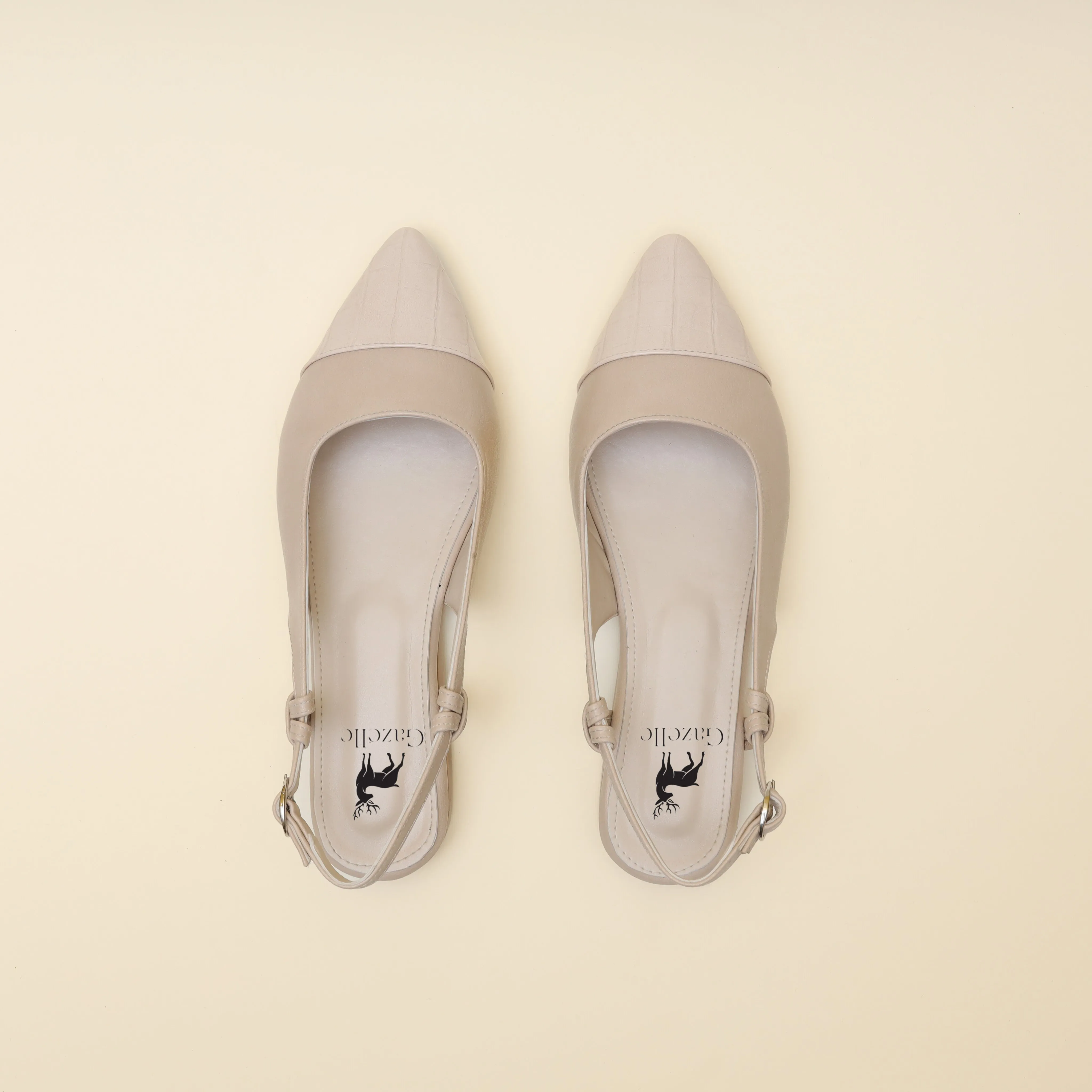 Women Off-White Pointed Flat Sandal