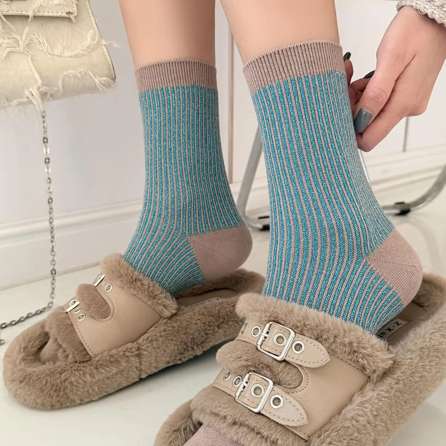 Women's 3-Pack Striped Crew Socks Breathable Cotton Retro Athletic Socks for Everyday